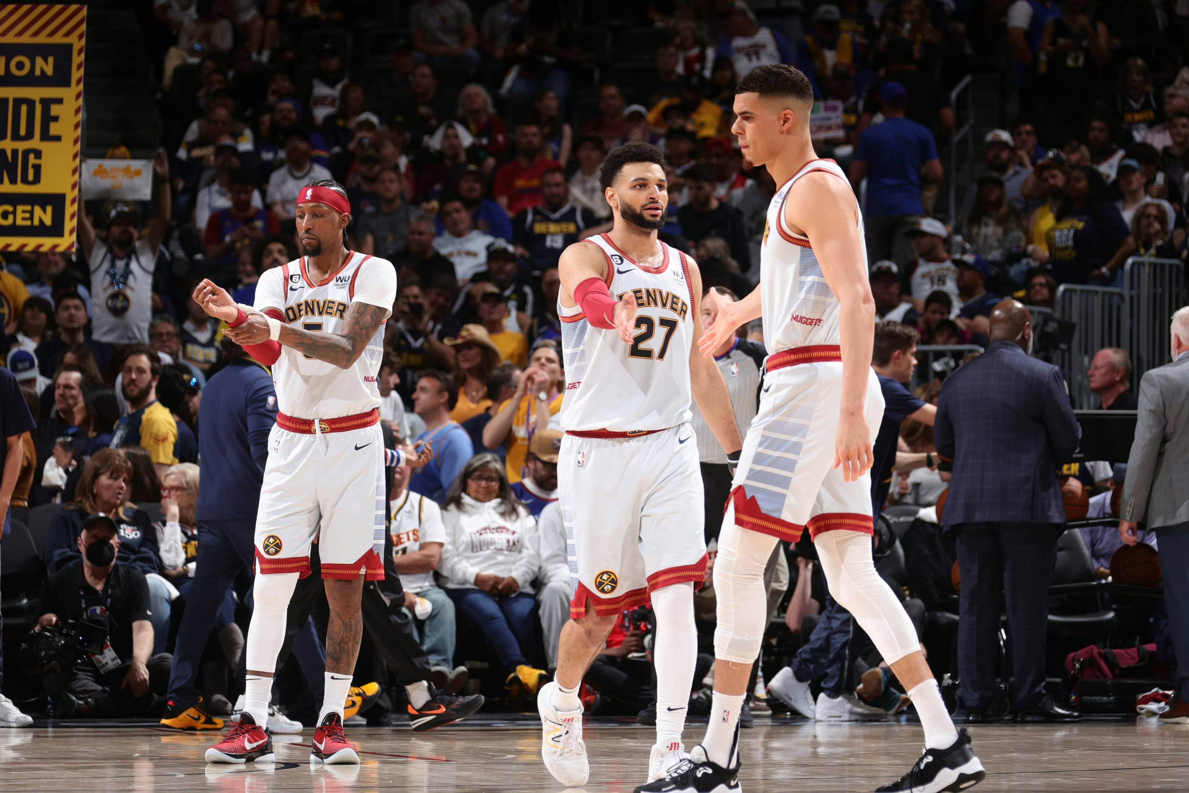 投位变化与 投位变化与