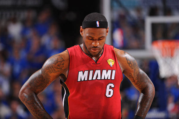 哈登的进攻 哈登的进攻