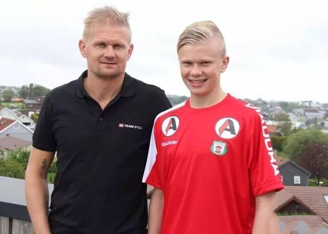 官方：勒阿弗尔租借萨尔茨堡红牛中场杜瓦特